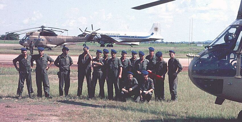 Opération BARRACUDA : les équipages PUMA en septembre 1979. Alat.fr