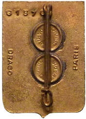 Dos de l'insigne du 2e PAZOO de fabrication Drago, dos lisse et doré