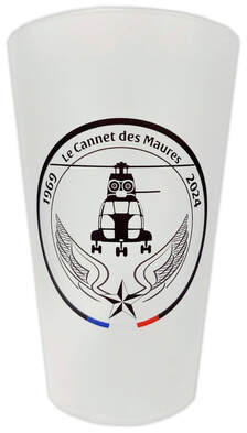 gobelet plastique offert à la journée de commémoration de la fin des formations sur PUMA, le 22 mars 2024 Alat.fr