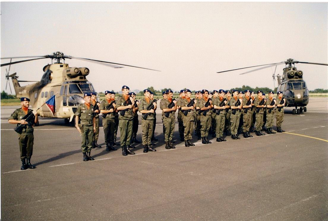 Personnels de la 4e EHM (type 1) du 4e RHCM de Nancy 1987 Alat.fr