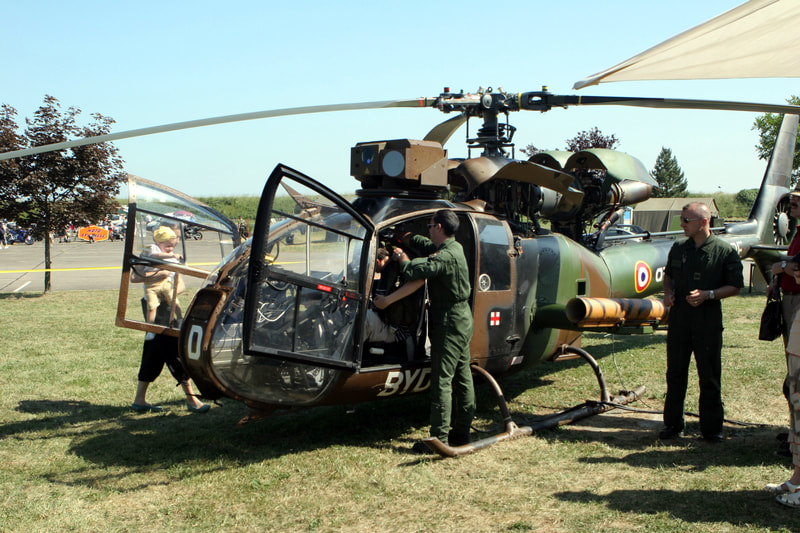 Gazelle de l'Escadrille d'Hélicoptères d'Attaque  Félins du 3e RHC Étain 2005