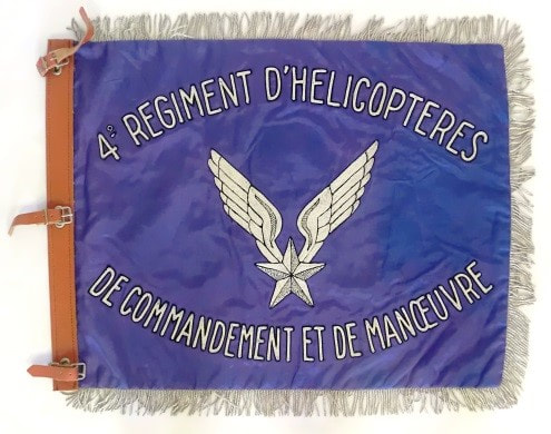 Fanion du 2e bataillon d'hélicoptères de manœuvre du 4e RHCM Alat.fr