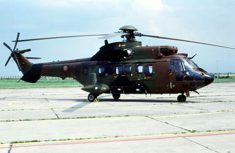 Cougar de la 5e Escadrille d'Hélicoptères de Manœuvre du 4e RHCM 1989 Alat.fr
