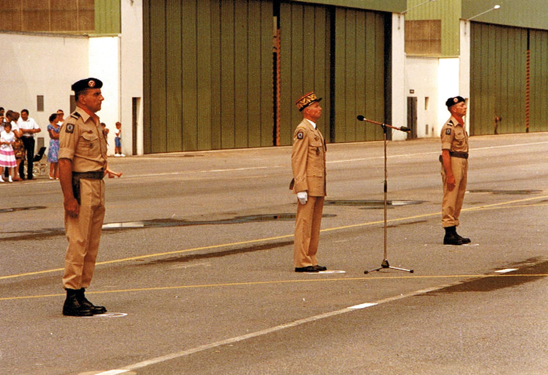 5e RHC, changement de chef de corps le 29 juillet 1983. LCL Battlo montant Alat.fr 