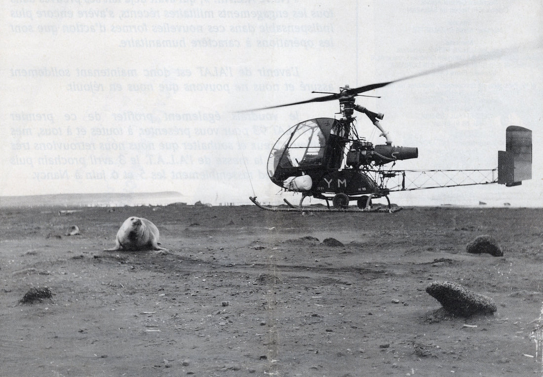 Photo CDT PETIJEAN survolant en Djinn les éléphants de mer, mission 1957 TAAF. Alat.fr