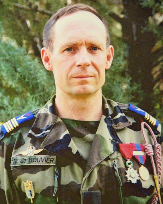 Colonel de BOUVIER MATHIEU de VIENNE, chef de corps base école Général LEJAY Alat.fr