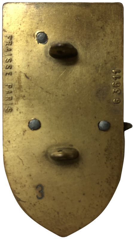 Dos insigne groupe de manœuvre de l'ESALAT, Fraisse plat et doré, avec monture deux anneaux moulés numéroté Alat.fr