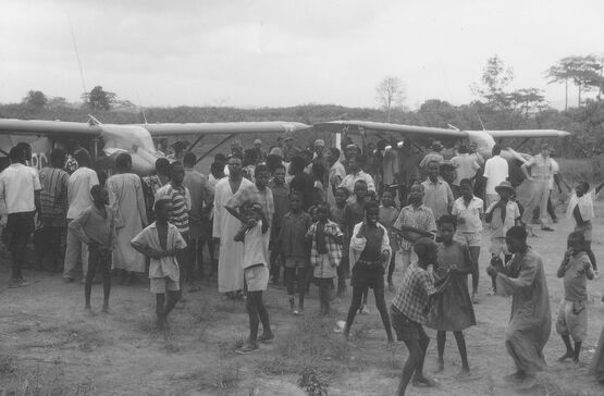 1er GALTDM, poser en brousse au Dahomey Alat.fr