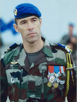 Lieutenant-colonel GUICHARD, chef de corps 1er RHC Phalsbourg Alat.fr