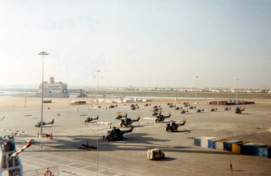 Yanbou, fin avril 1991, le 1er RHC DAGUET regroupé avant son embarquement pour la métropole. Alat.fr