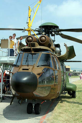 personnels de la 2e Escadrille de Maintenance Hélicoptères du 1e RHC Phalsbourg Alat.fr
