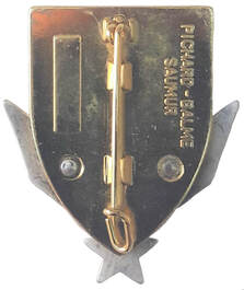 Dos de l'insigne métal PICHARD-BALME de la campagne Jeanne d'Arc 2000, non numéroté Alat.fr