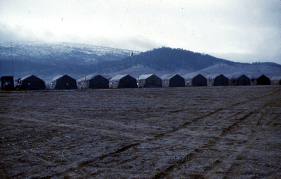 GH n° 2 à l'EHO 5 : campement de Batna, en début d'année 1961. Alat.fr