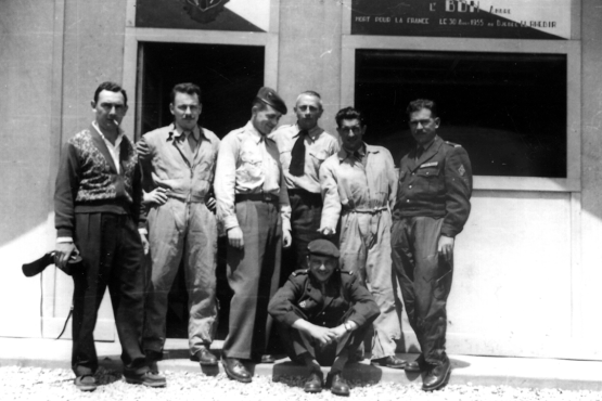 GH n° 2 : personnels du détachement de Philippeville en 1958 (photo 1). Alat.fr