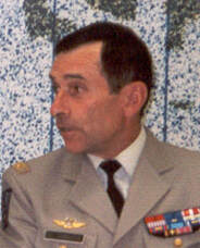 Général LADEVEZE Comalat 1999-02 Alat.fr