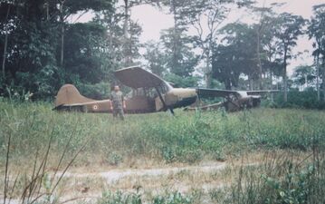 L-19 à Bangui en 1985, photo 6 Alat.fr
