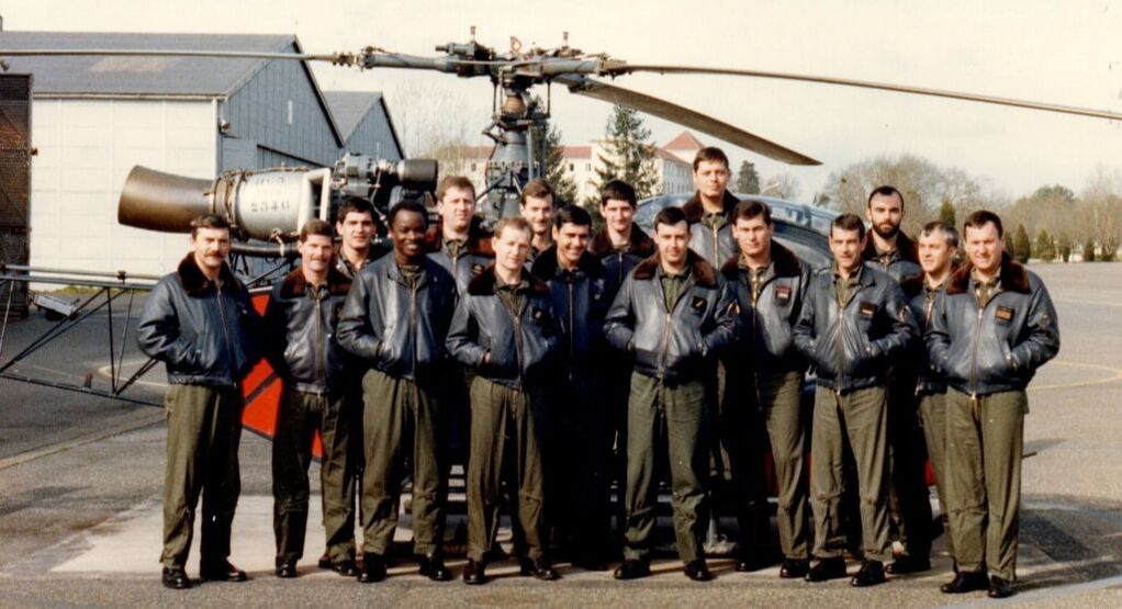 Photo du stage 1 MH 84, avec élèves et moniteurs. Alat.fr 