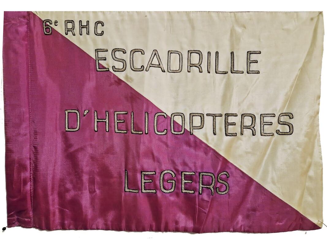 Fanion de la 1ère EHL du 6e RHC Alat.fr