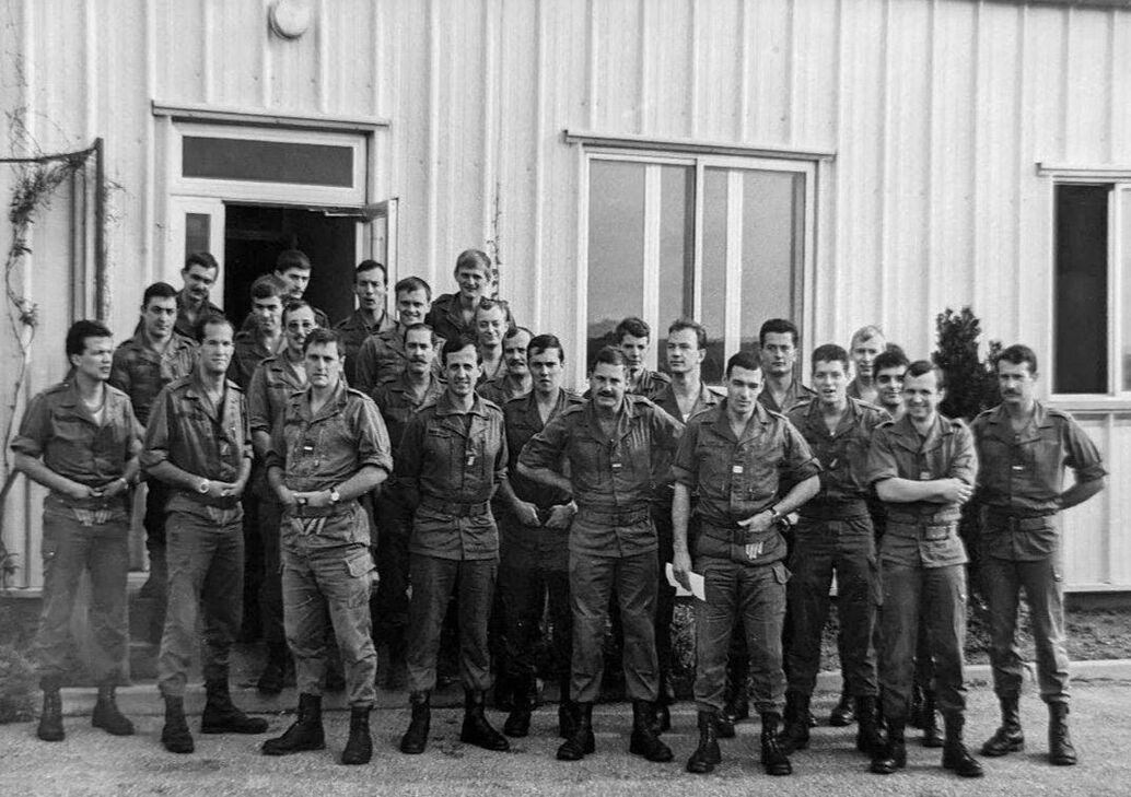 Les personnels de la 5e EHAC du 1er RHC en 1984 Alat.fr