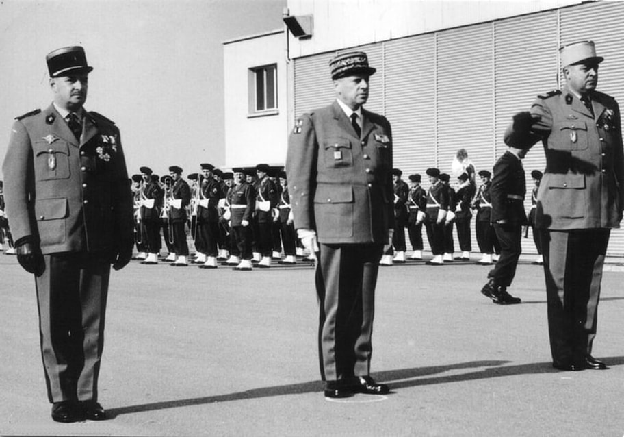 Passation commandement Girard-Gresser- 1966 Alat.fr
