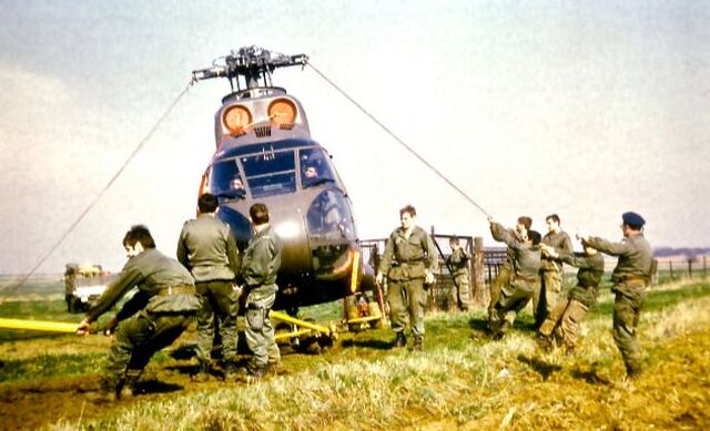 Photo 1973 Escadrille de Soutien et Dépannage du Galdiv 4 Etain Alat