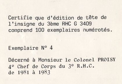 Carte de vite Claude FRAISSE, verso, au colonel PROISY, pour remise insigne 3e RHC, type 2, numéro 4. Alat.fr
