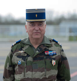 LCL ROBLIN, commandant le détachement avions armée de Terre Alat.fr 