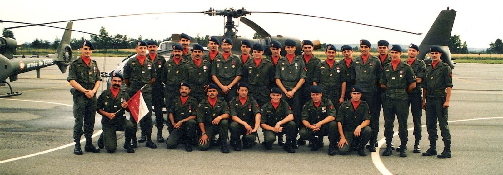 La 4e EHC du 5e RHC au complet, en juillet 1988. Alat.fr
