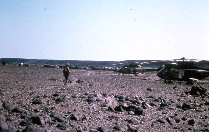 DETALAT Djibouti : EMA en 1978-1979, Exercice de desserrement de l'escadrille, au nord de Hol-Hol, en 1978 (3). Alat.fr
