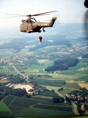 Largage de parachutistes dans la région de Friedrichshafen par l'EHM 6 du 2e RHC. Alat.fr