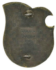 Dos insigne GALDIV 3, DRAGO, avec homologation G 1829, au dos dans cartouche carré au centre, guilloché, plat et argenté, avec monture deux anneaux Alat.fr
