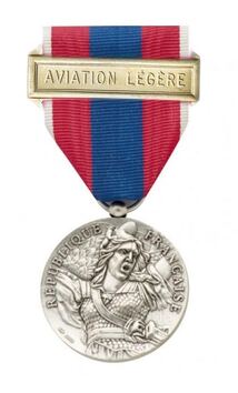 Médaille de la Défense Nationale échelon argent Alat.fr