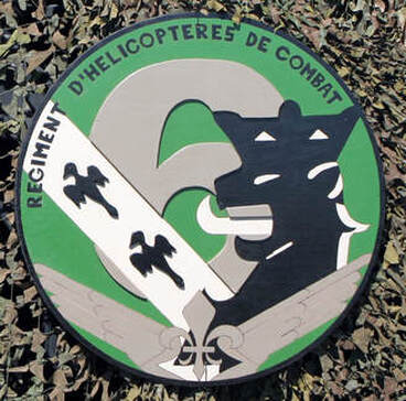 Panneau bois du patch régimentaire type 1 du 6e RHC Alat.fr