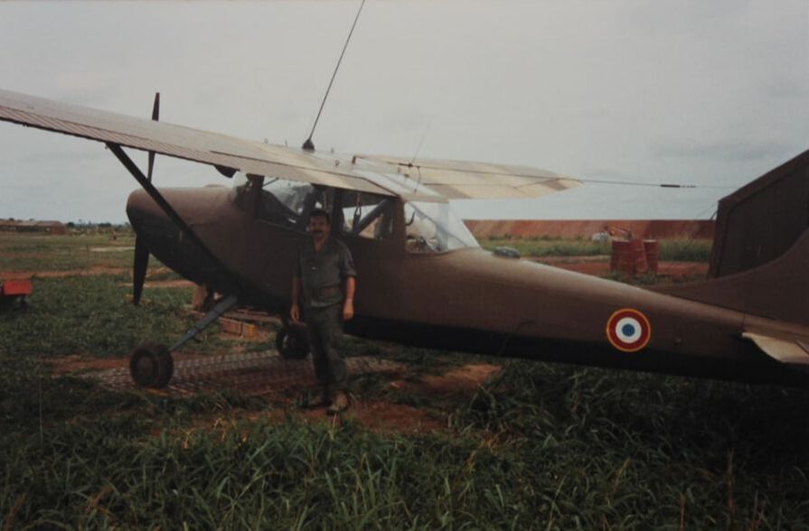 L-19 à Bangui en 1985, photo 2 Alat.fr