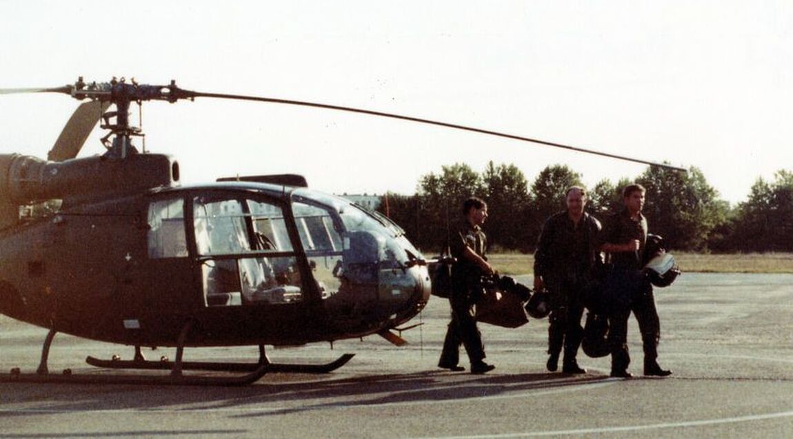 ECM Montauban : avril 1981, un équipage de retour de mission. Alat.fr