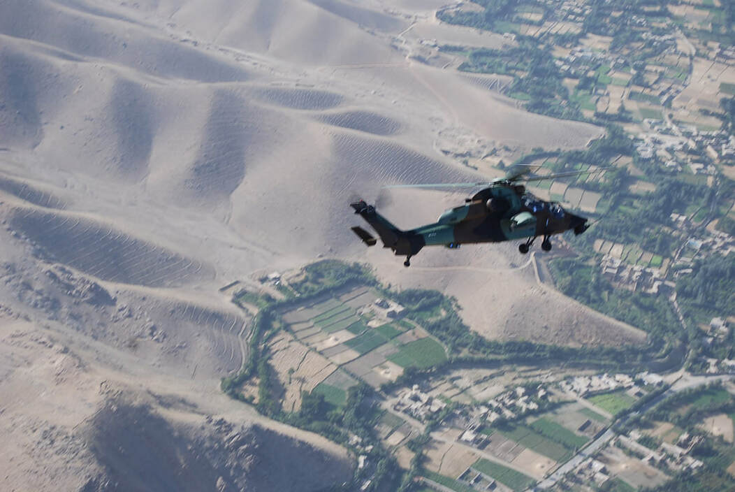 ISAF : vol d'un TIGRE dans les environs de Kaboul, le 6 août 2009. Alat.fr