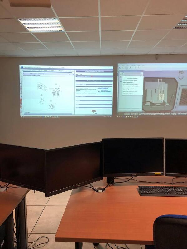Salle d'instruction des mécaniciens "Virtual Maintenance Trainer NH90"  du CFIA Be-2e RHC Alat.fr